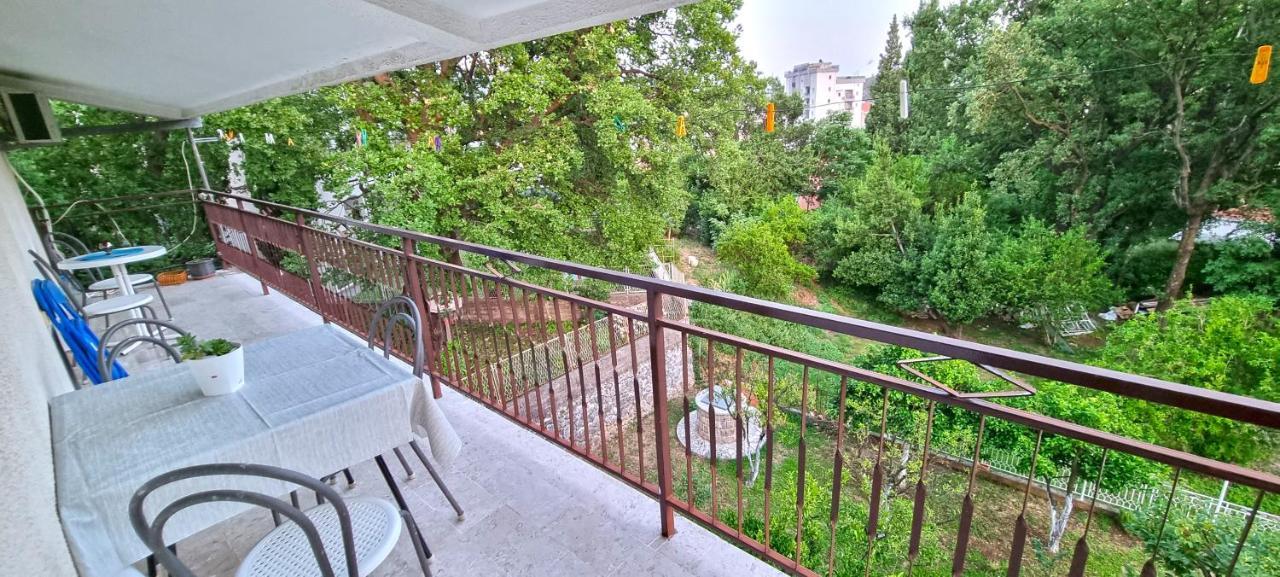 Apartment Folic Sutomore Exterior foto