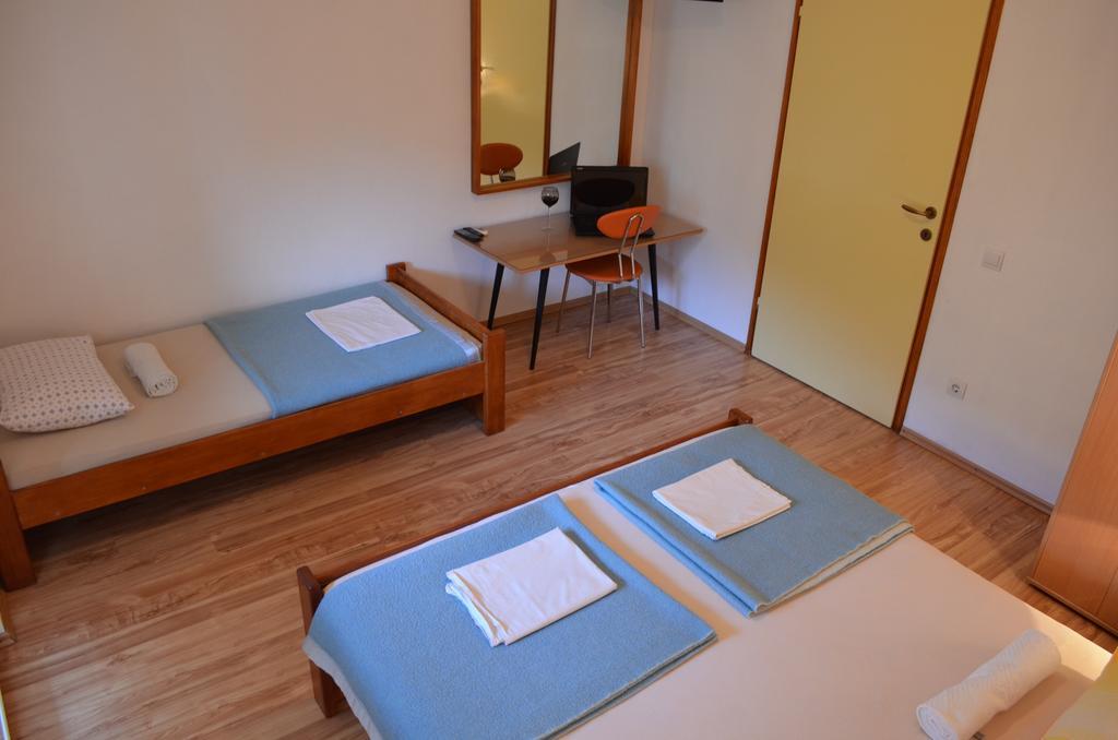 Apartment Folic Sutomore Exterior foto