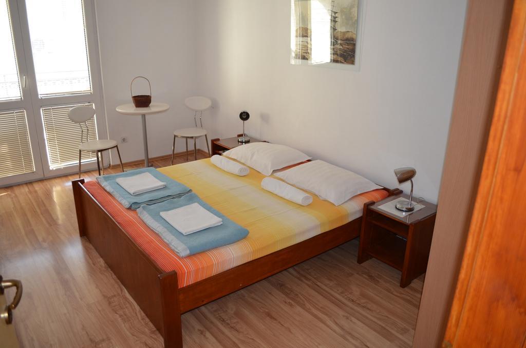 Apartment Folic Sutomore Exterior foto