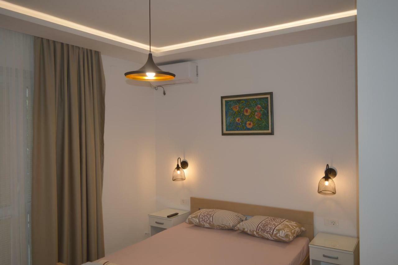 Apartment Folic Sutomore Exterior foto